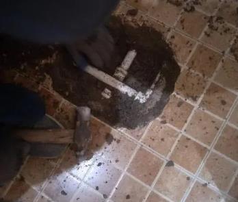 陵水卫生间漏水维修公司为您分享下卫生间渗水如何处理及注意事项